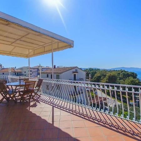 Three Bedroom Apartment With Amazing Sea View Трогир Экстерьер фото